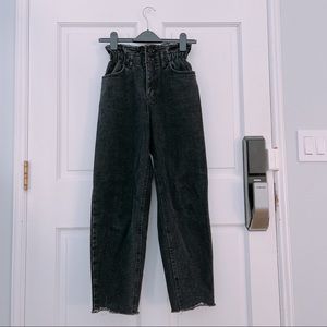 OAK + FORT paper bag waist crop jeans